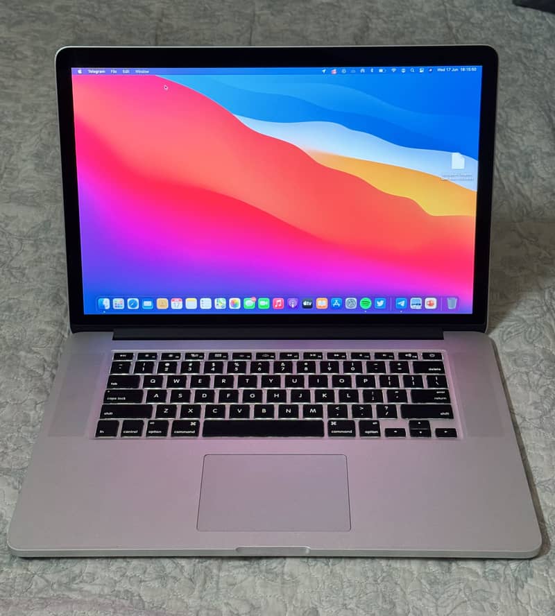 Macbook Pro 15” 0