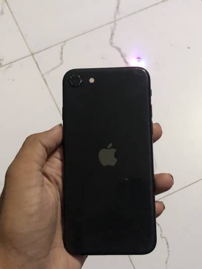 Apple iPhone SE