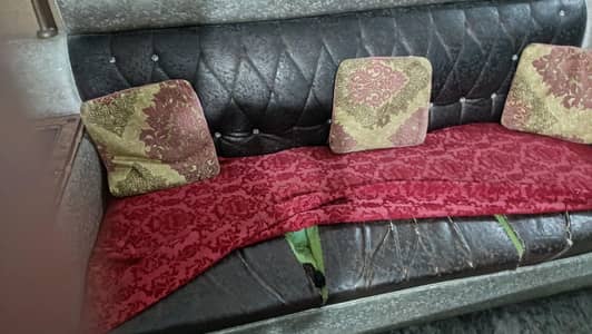 3 plus 2 Sofa Set