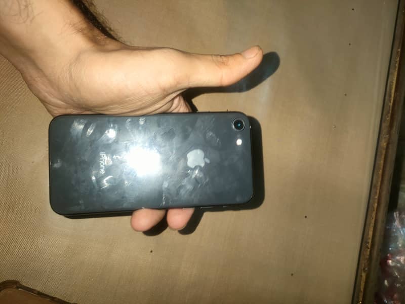 Apple iPhone 8 0