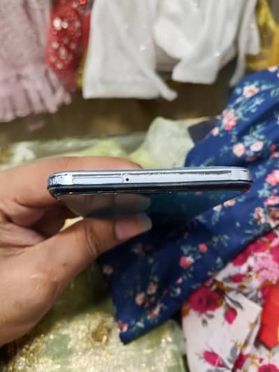 Vivo Y33s