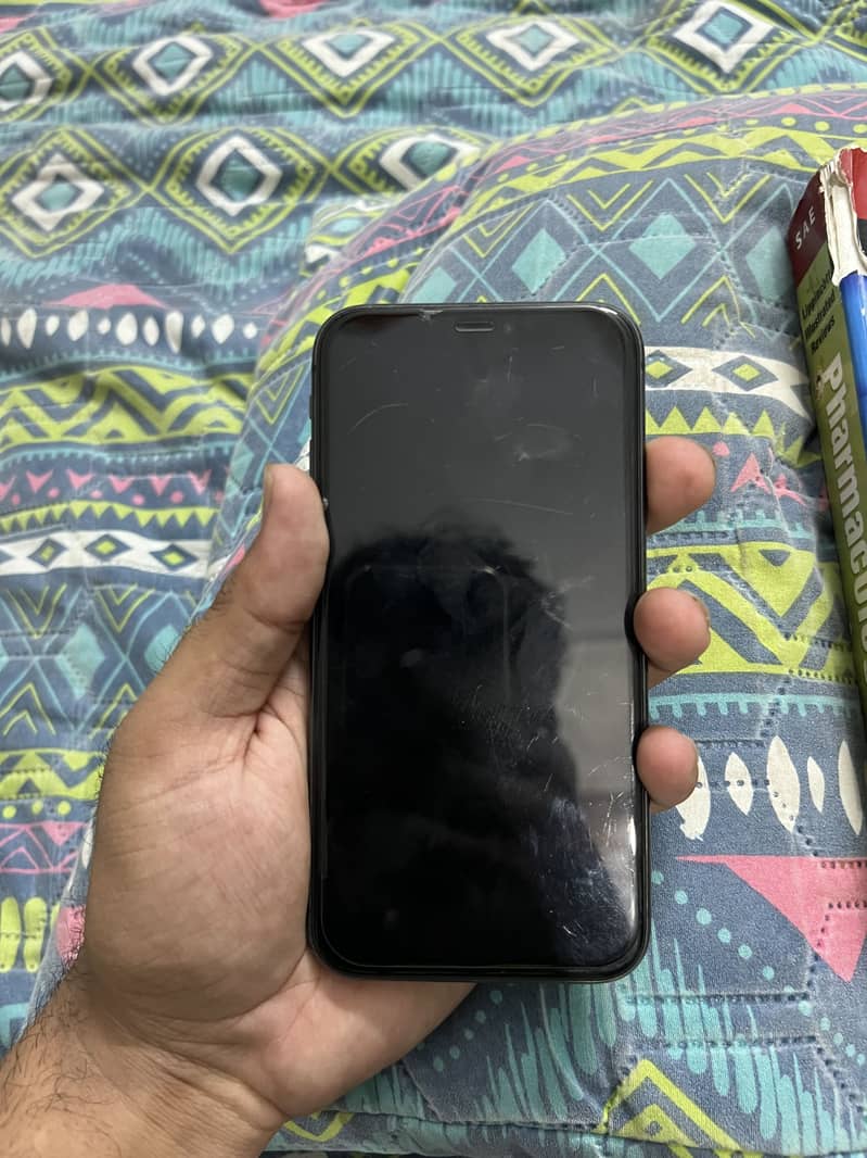 Apple iPhone 11 8