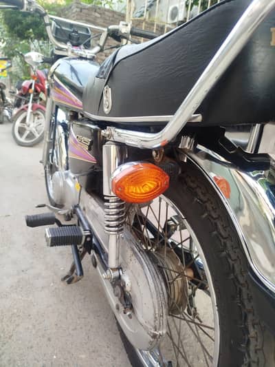 Honda 125 Old Model Lover