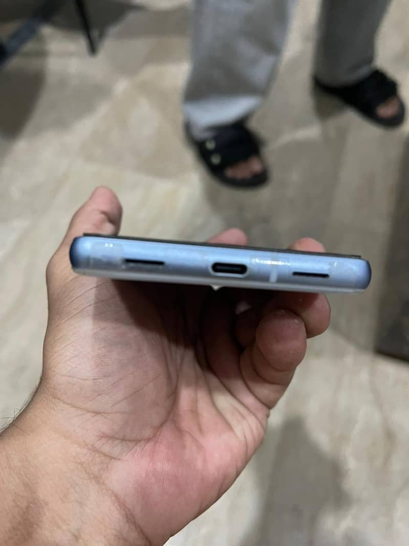 Google Pixel 7a 4