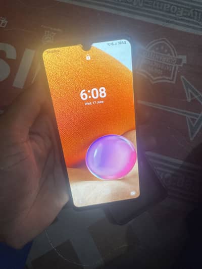 6/128 condition 10/10 full saaf phone
