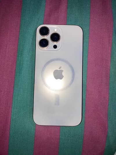 Apple iPhone 16 Pro Max