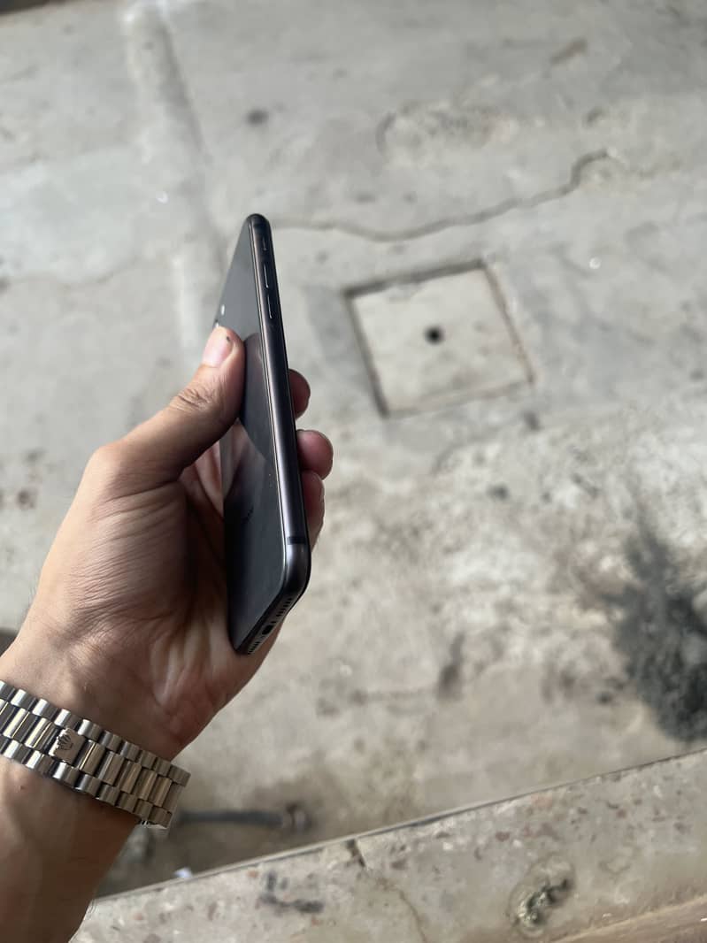 iPhone 8 1
