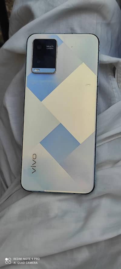 Vivo Y21