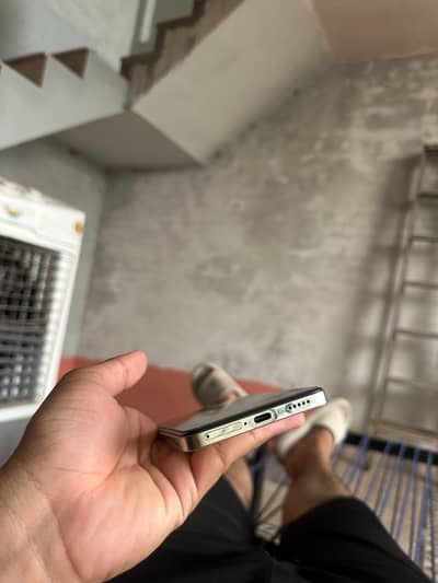 Vivo Y100 All okay Phone With Original Charger 80 Watt
