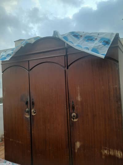 3 doors cupboard for sale