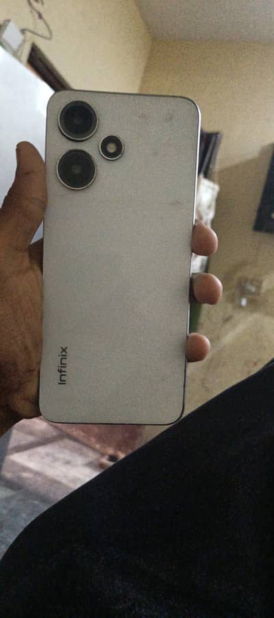 Infinix Hot 30 Play