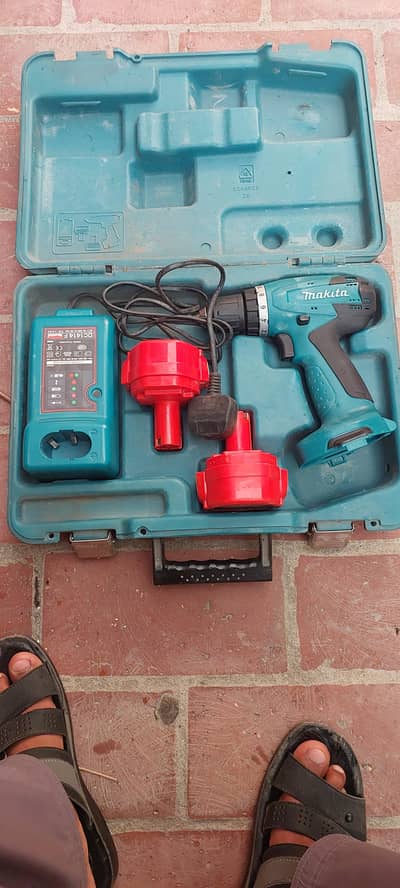 makita hand drill machine