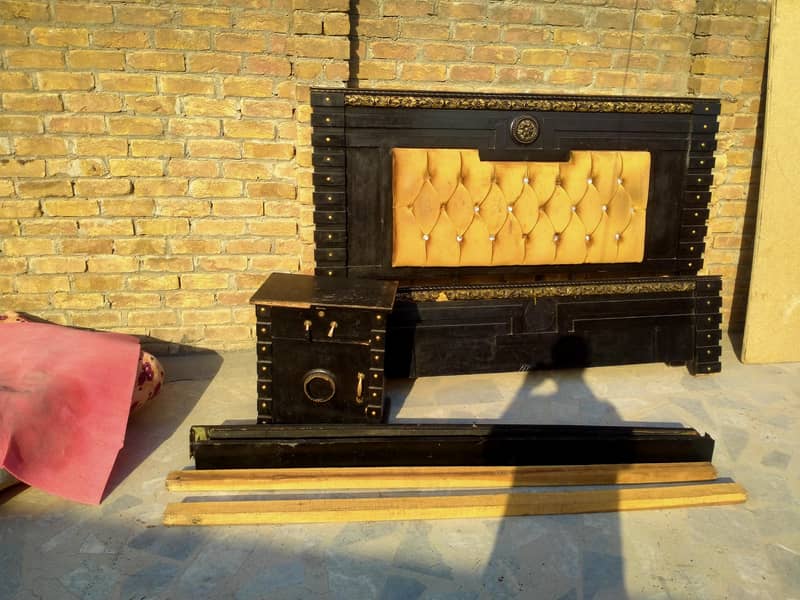Double Bed & Side Tables 2