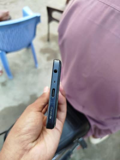 OPPO A18 (4GB RAM / 128GB ROM) Black Color – Excellent Condition