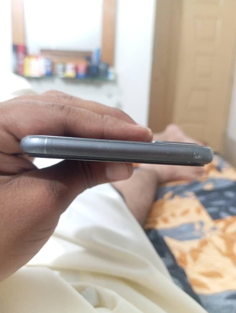 Apple iPhone 8 Plus 2