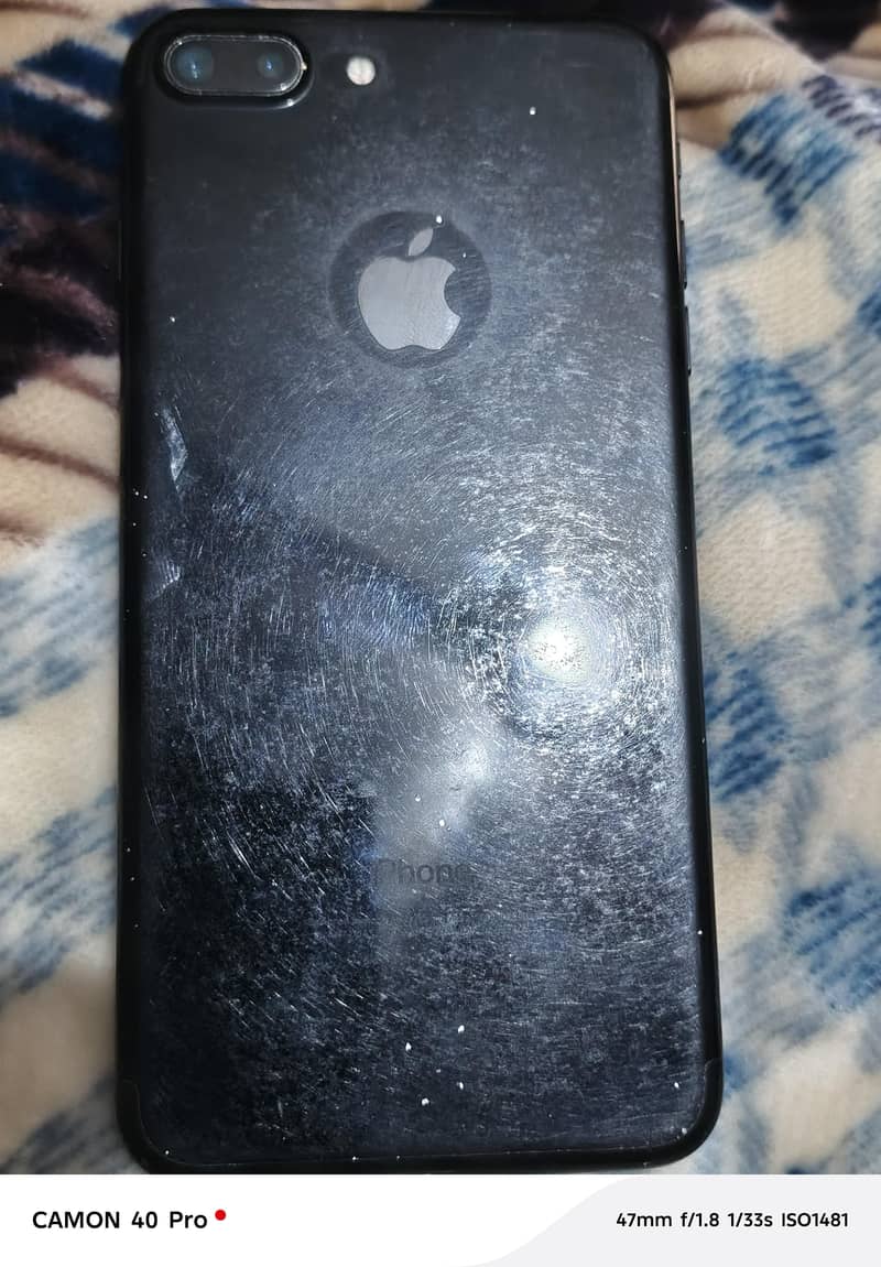 Apple iPhone 7 Plus 5