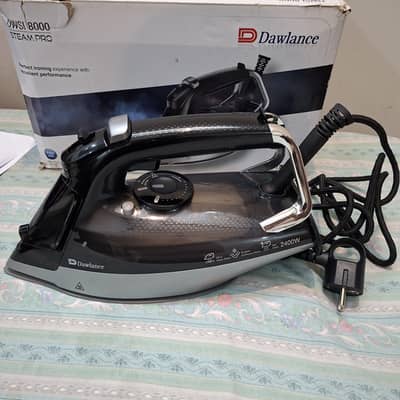Dawlance DWSI 8000 Steam Pro Heavy Steam Iron