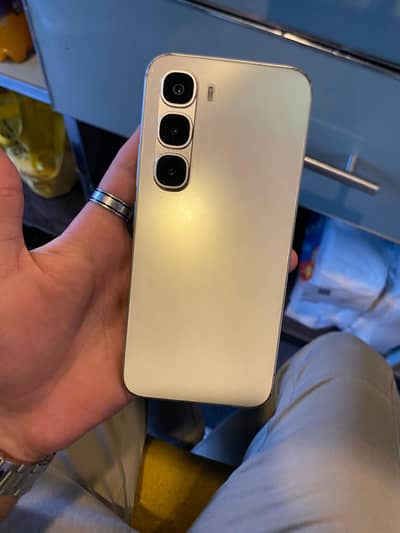 Infinix Hot 60 Pro