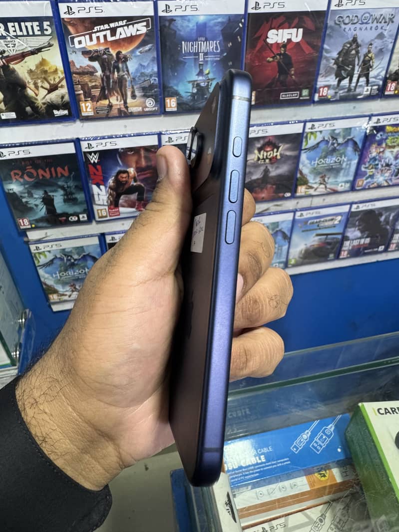 Apple iPhone 17 Pro 1