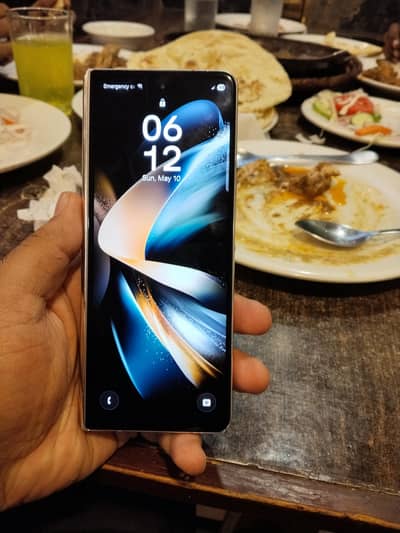 Samsung Mobile Z Fold 4
