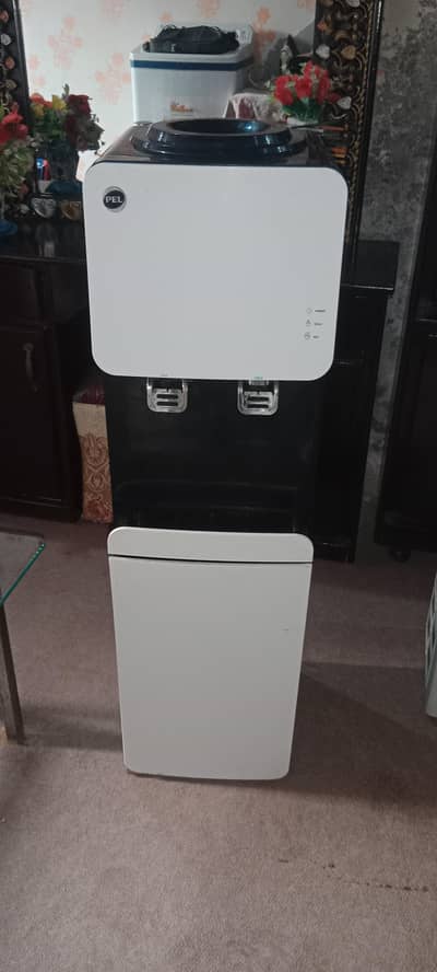 pel water Despenser for sale