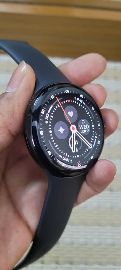 Google Pixel Watch 3 45mm Black (Excellent condition)