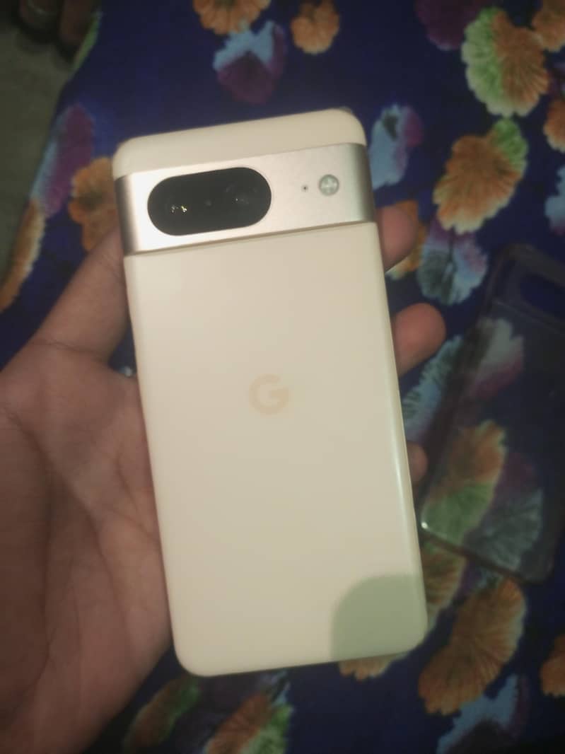 Google Pixel 8 7