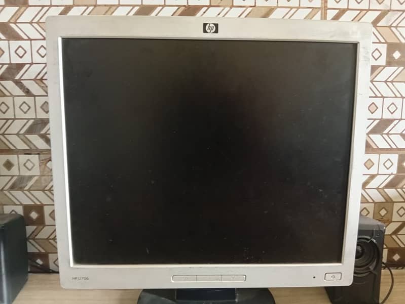Computer Dell And LCD 2