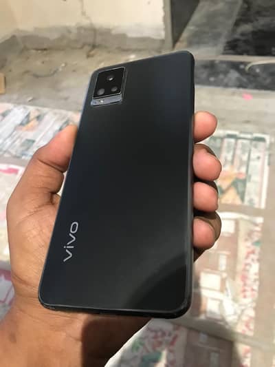Vivo V20