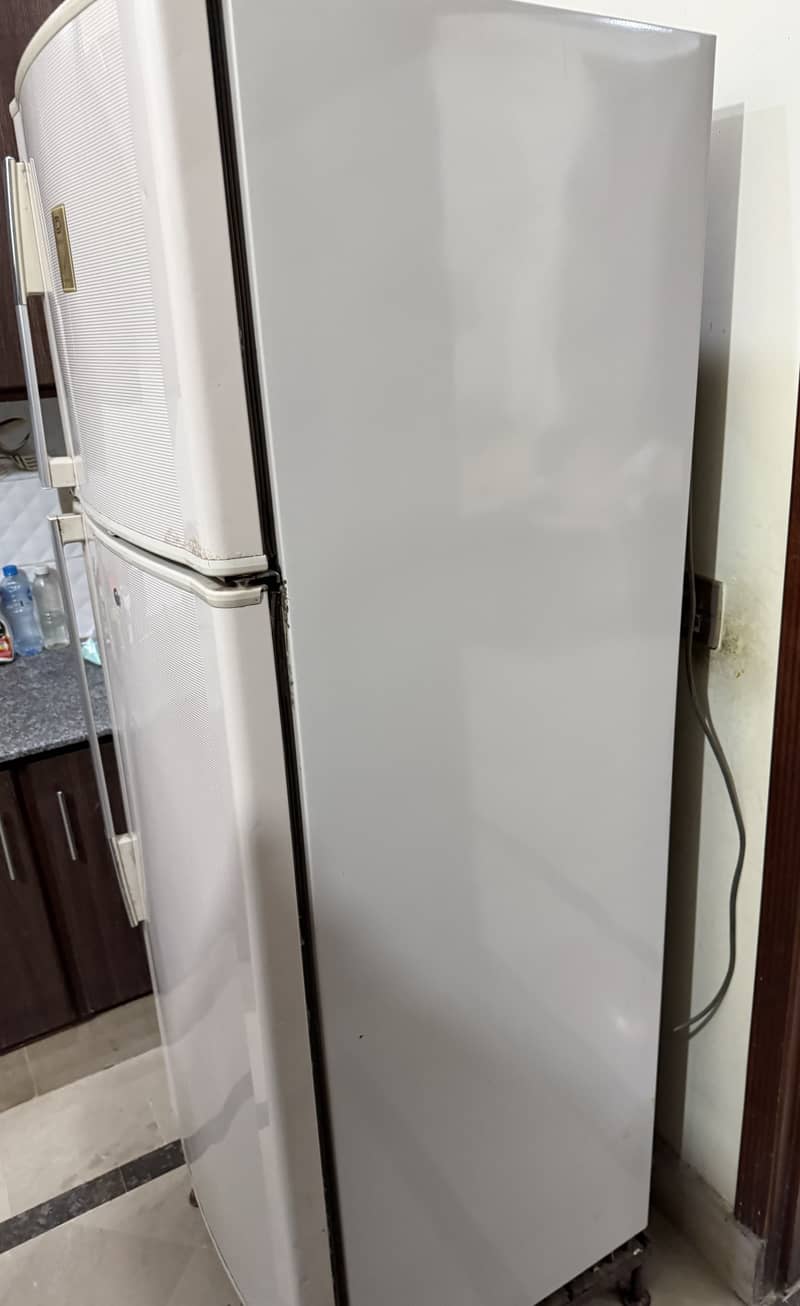 Dawlance refrigerator 2