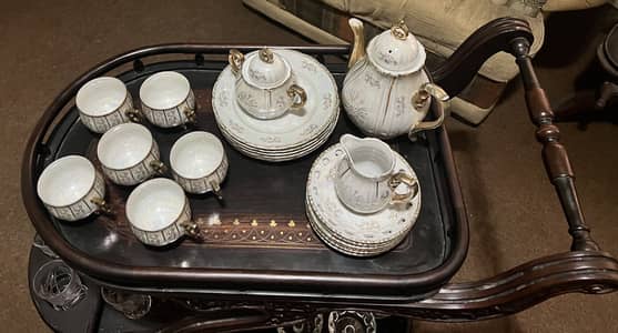 Tea Trolly Wooden (Shesham)