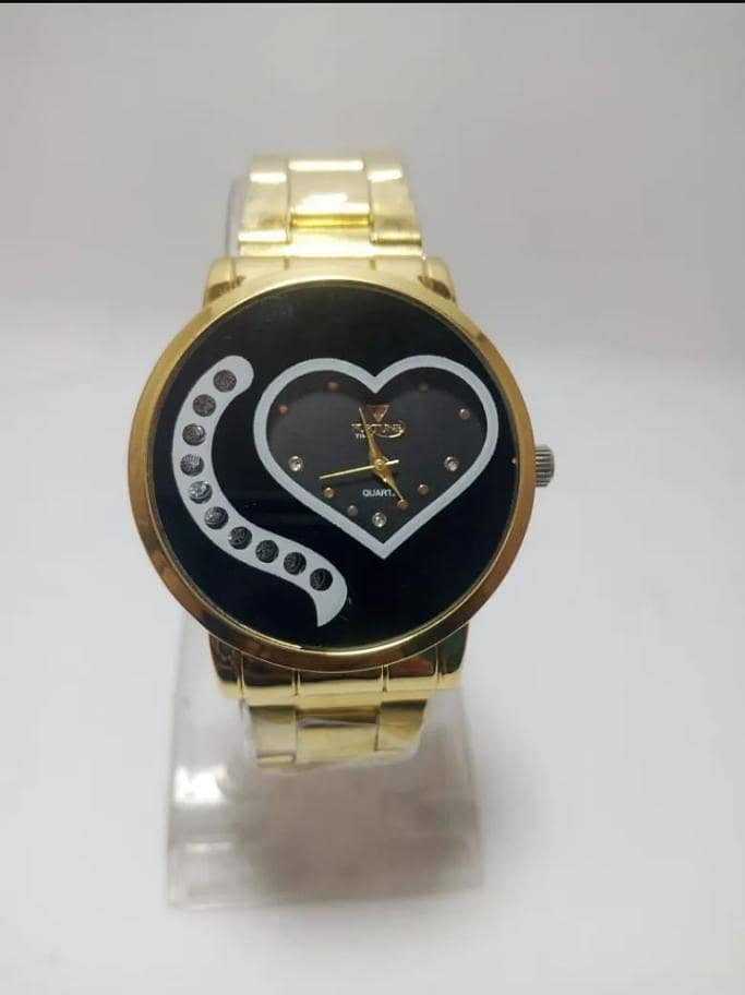 •  Material: Stainless Steel •  Pattern: Plain Strap 1