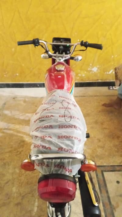 argent karni hai paison ki need hai December ki bike hai 26 register