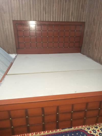 New King bed