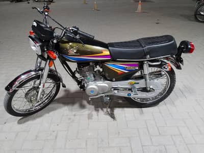 Honda 125 2009 model Lahore number