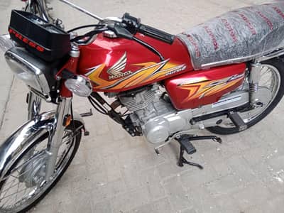 Honda 125 Hyderabad number 20 model