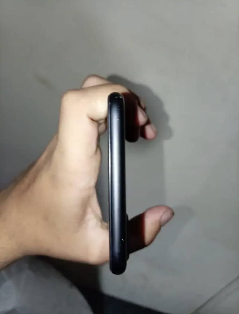 Apple iPhone 7 Plus 2