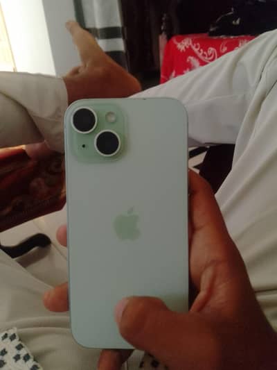 Apple iPhone 15