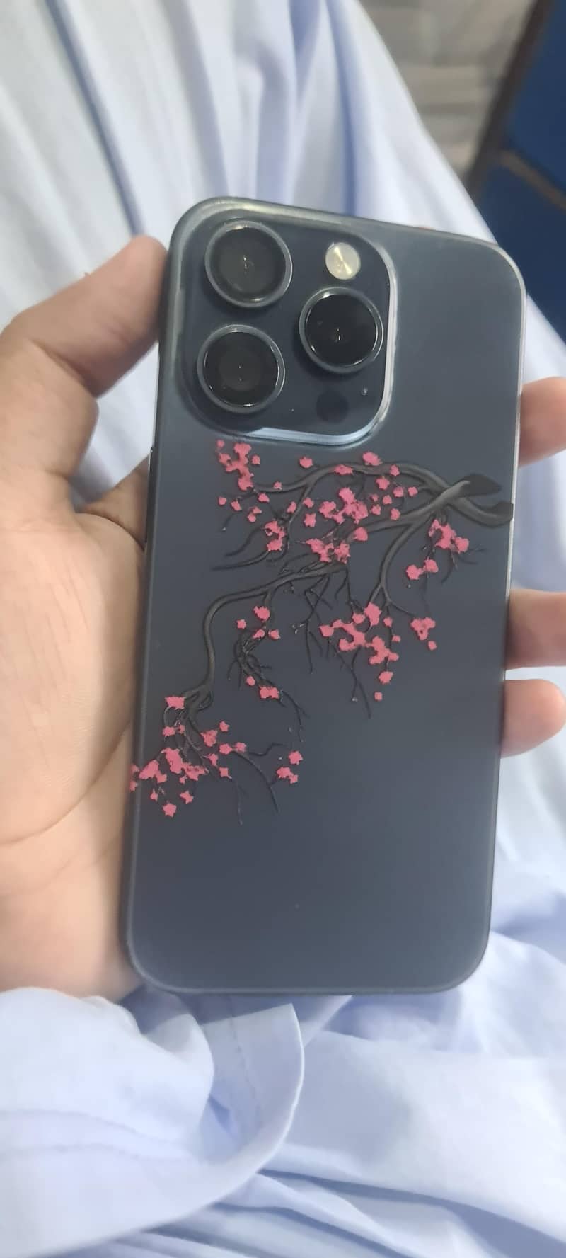 Apple iPhone 15 Pro 0