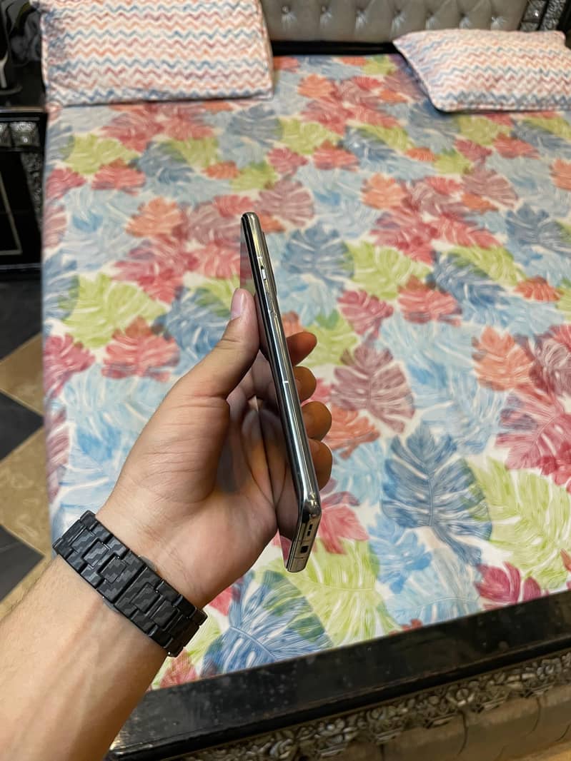 One Plus 9 Pro 2