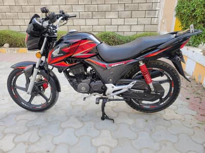 CB150F 2022 MODEL  BLACK COLOUR JUST NEW BIKE