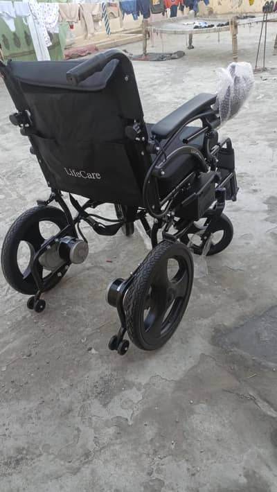 electric wheelchair