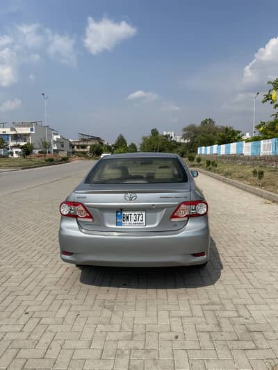 Toyota Corolla Altis 2013