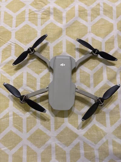 DJI Mavic Mini Drone for Sale – Box & Accessories Included