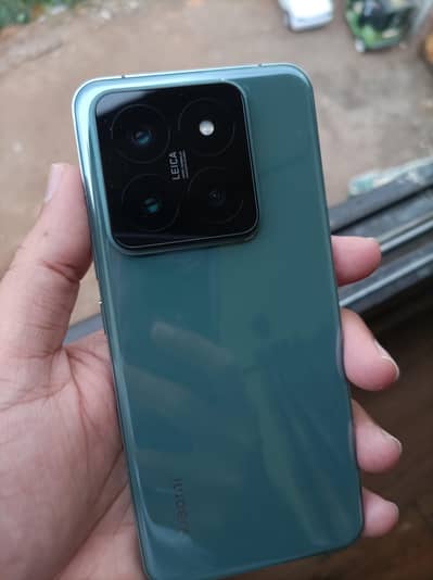 Xiaomi Mi 14 Pro