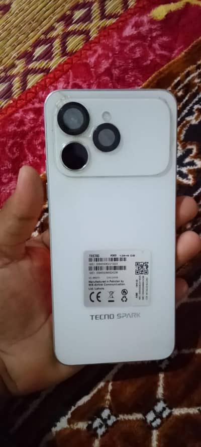 Tecno spark 40