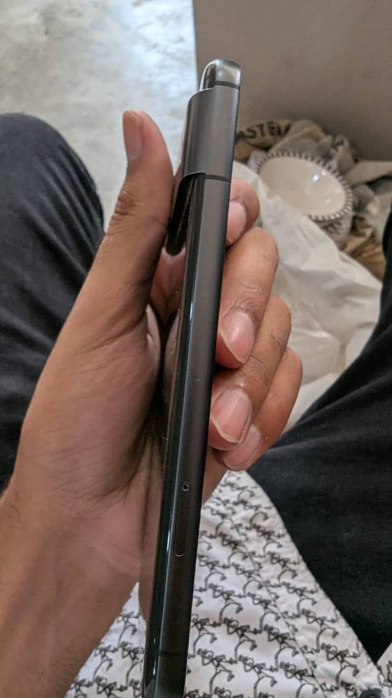 Google Pixel 8 1