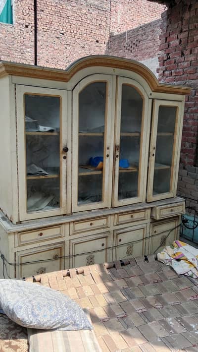 deeco paint show case