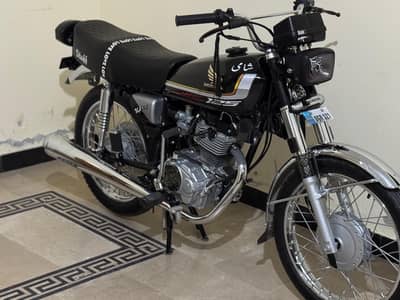 Honda 125 Islamabad num