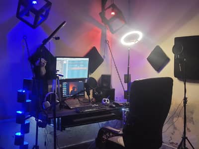 Full studio setup, Urgent sale , Condition 10,10 1st hand used
